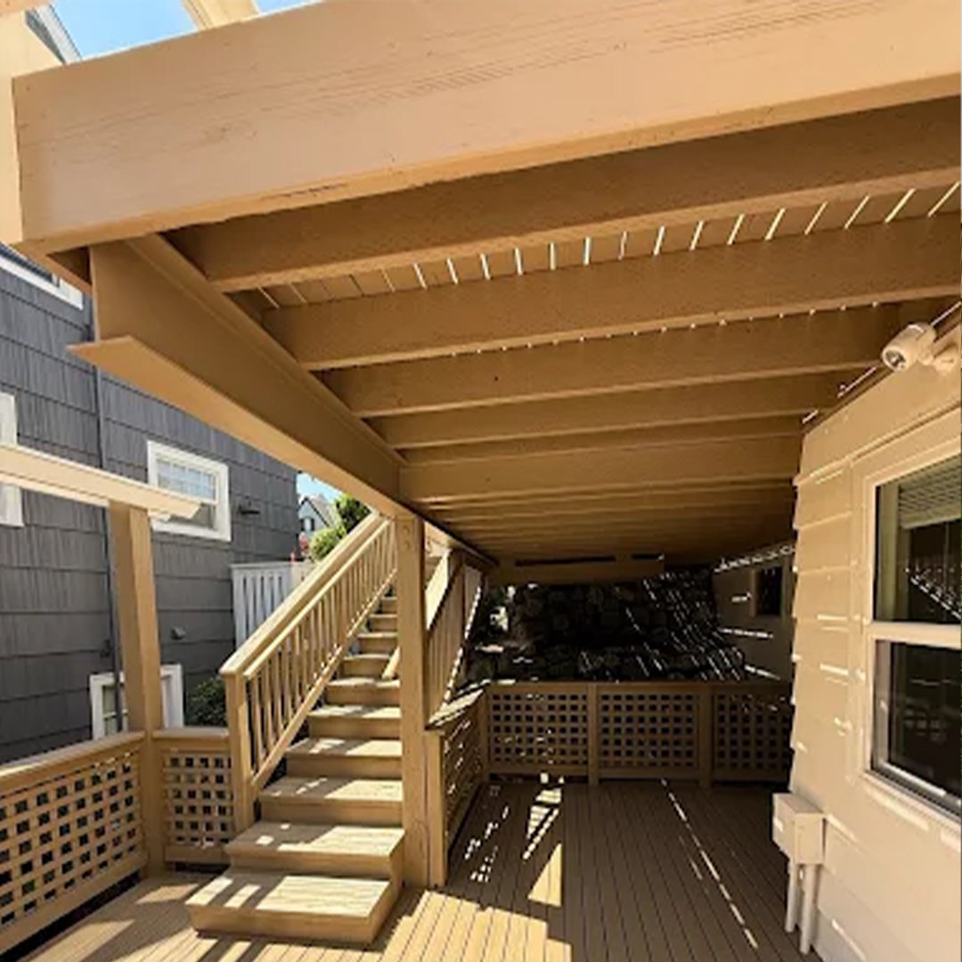 Custom Deck Building Everett